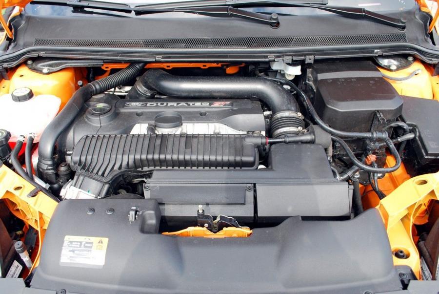  Ford Focus ST 2008 года  (фото 20 из 48)